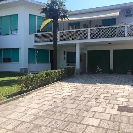 Santoni Apartment *